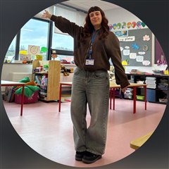 Foto de perfil de Claudia · Teacher Cloudia